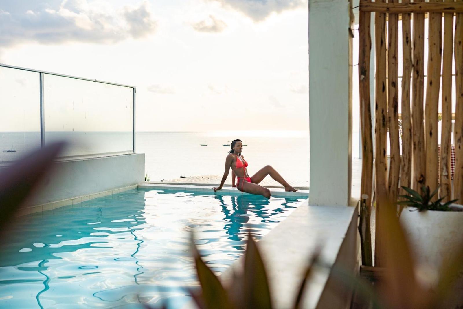 Pili Pili Sunrise Beach Hotel Jambiani  Bagian luar foto