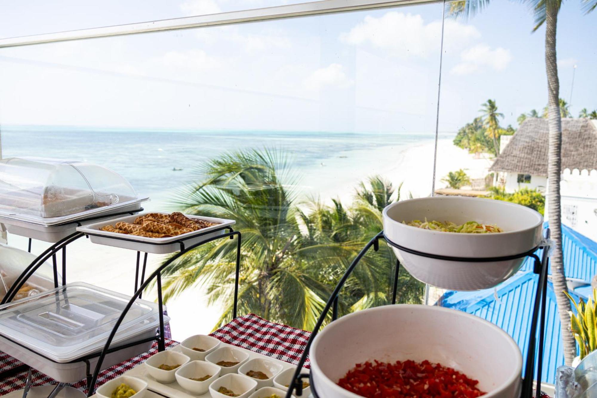 Pili Pili Sunrise Beach Hotel Jambiani  Bagian luar foto
